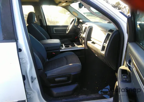 2014 Ram 1500 Big Horn z USA, uszkodzony, nr VIN 1C6RR6LG0ES196324